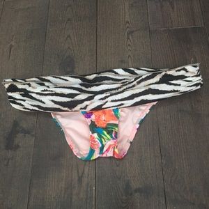 Victoria’s Secret bottoms
